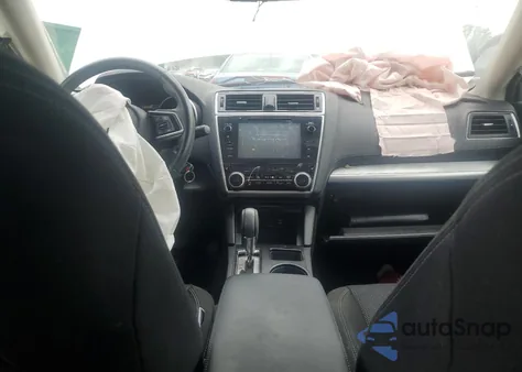 2018 Subaru Outback 2.5I Premium z USA, uszkodzony, nr VIN 4S4BSAFC1J3238090